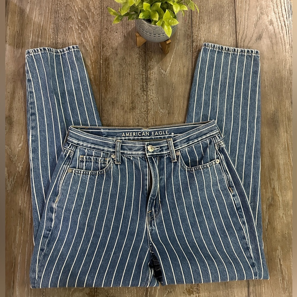 American Eagle Outfitters Women's Blue and White Striped Jeans